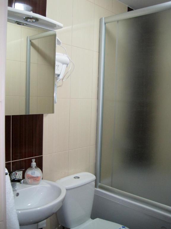 Motel Livija Petrovec Екстер'єр фото