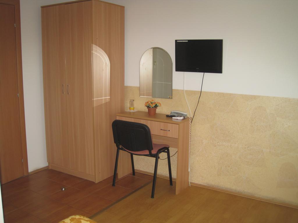 Motel Livija Petrovec Екстер'єр фото