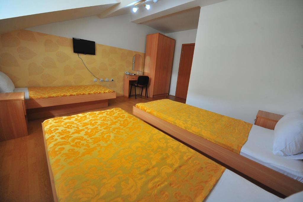 Motel Livija Petrovec Номер фото